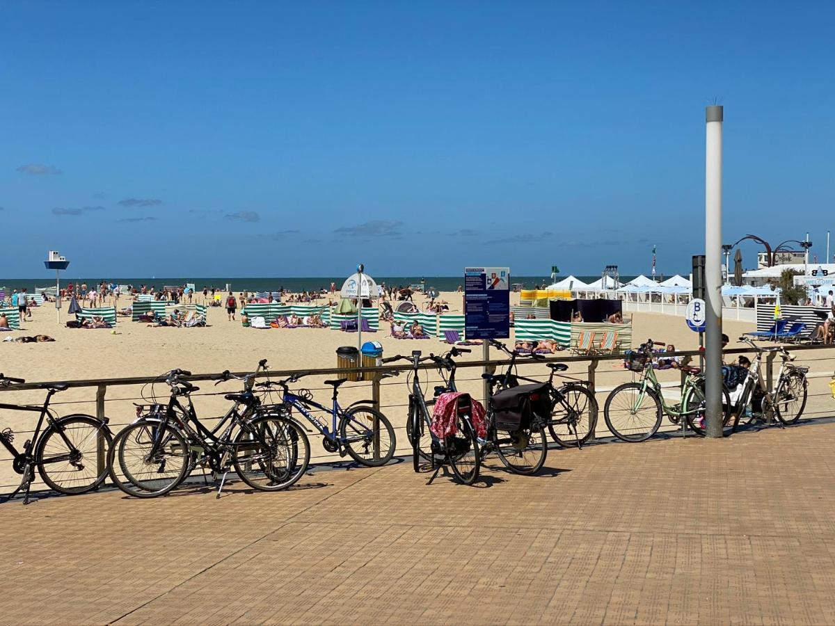 Panoramic View On Beach, Ships, Sea - Place To Be Oostende Buitenkant foto